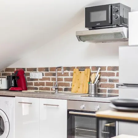 Gambetta401 Cahorscitystay