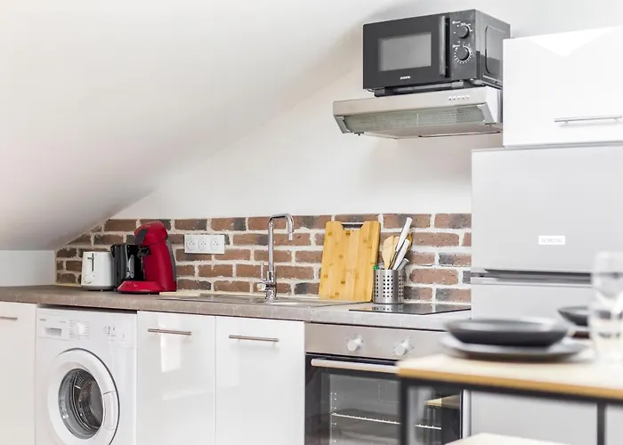 Gambetta401 Cahorscitystay